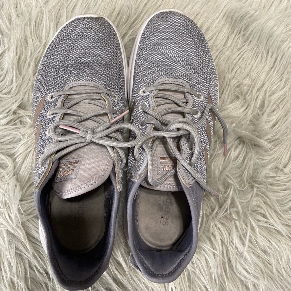 Adidas - Picture 2 of 3
